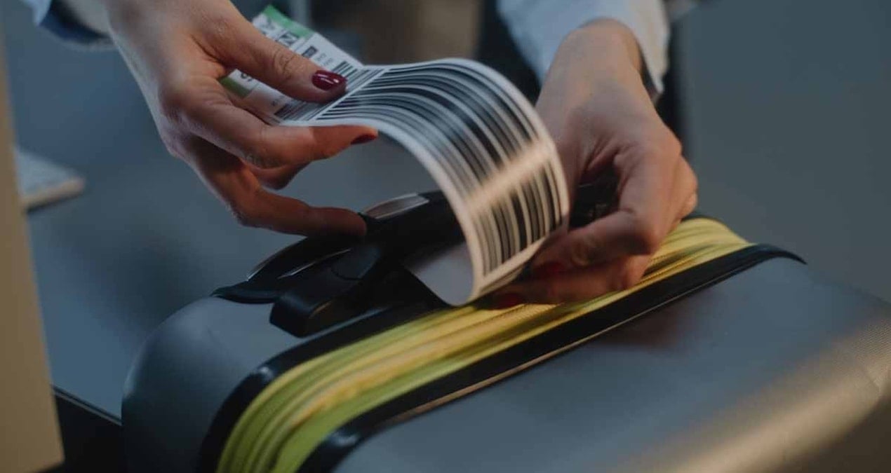 kurallar yine degisiyor seyahate cikarken yaniniza aldiginiz bu esya sadece el bagajinda tasinacak IBS6cb2V