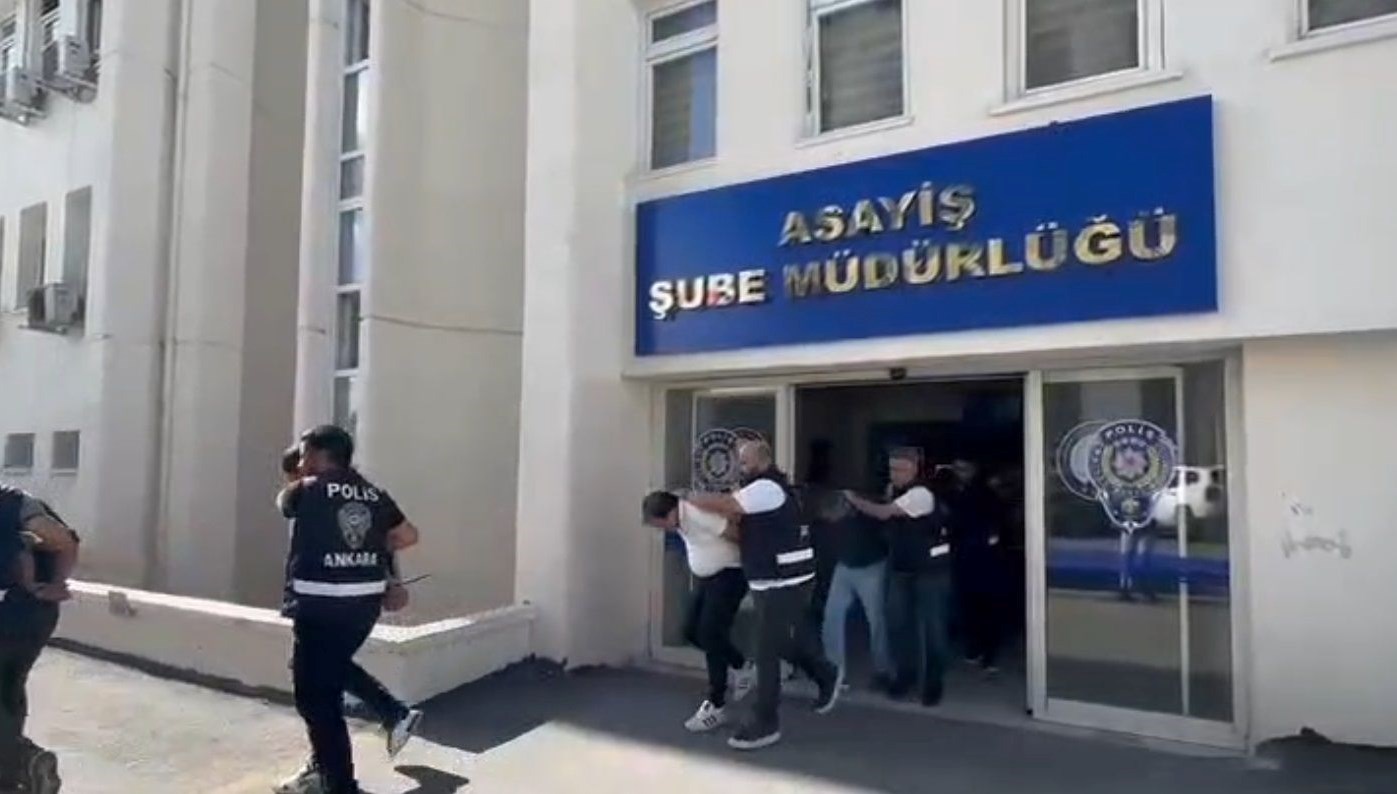 telefonda 175 milyon liralik vurgun rastgele numara arayip tuzaga dusurduler 3LMdrHMB