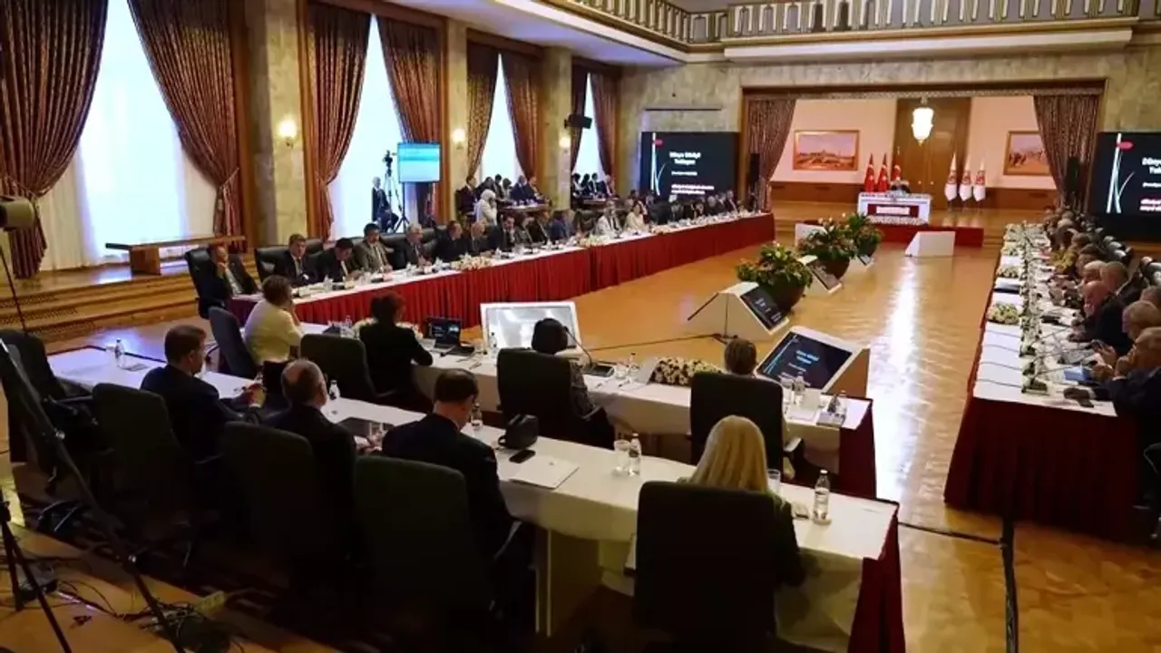 Kabine yeni bakanlarla toplanıyor: İşte gündemdeki kritik konular