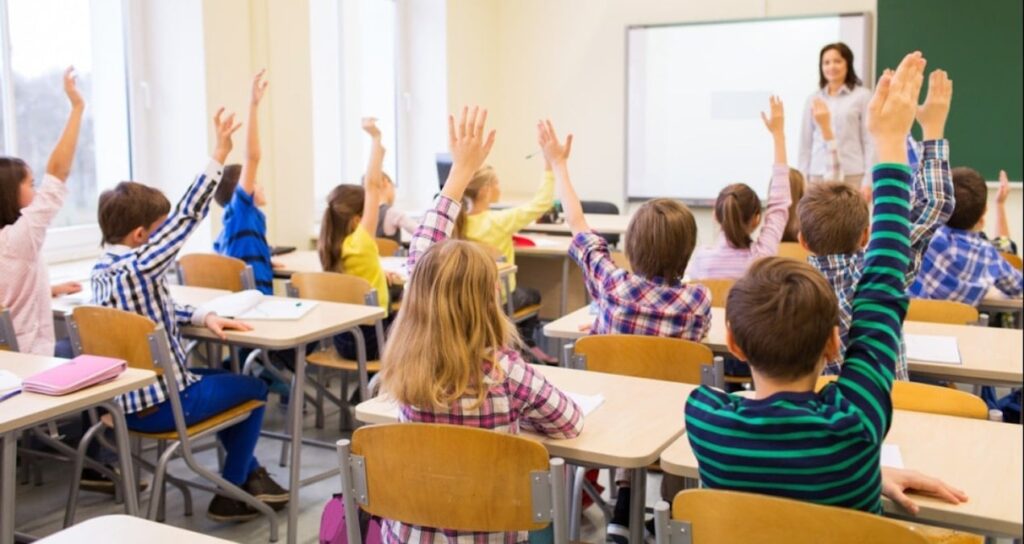 ogretmenler-basinin-caresine-baksin-tsNrua5y